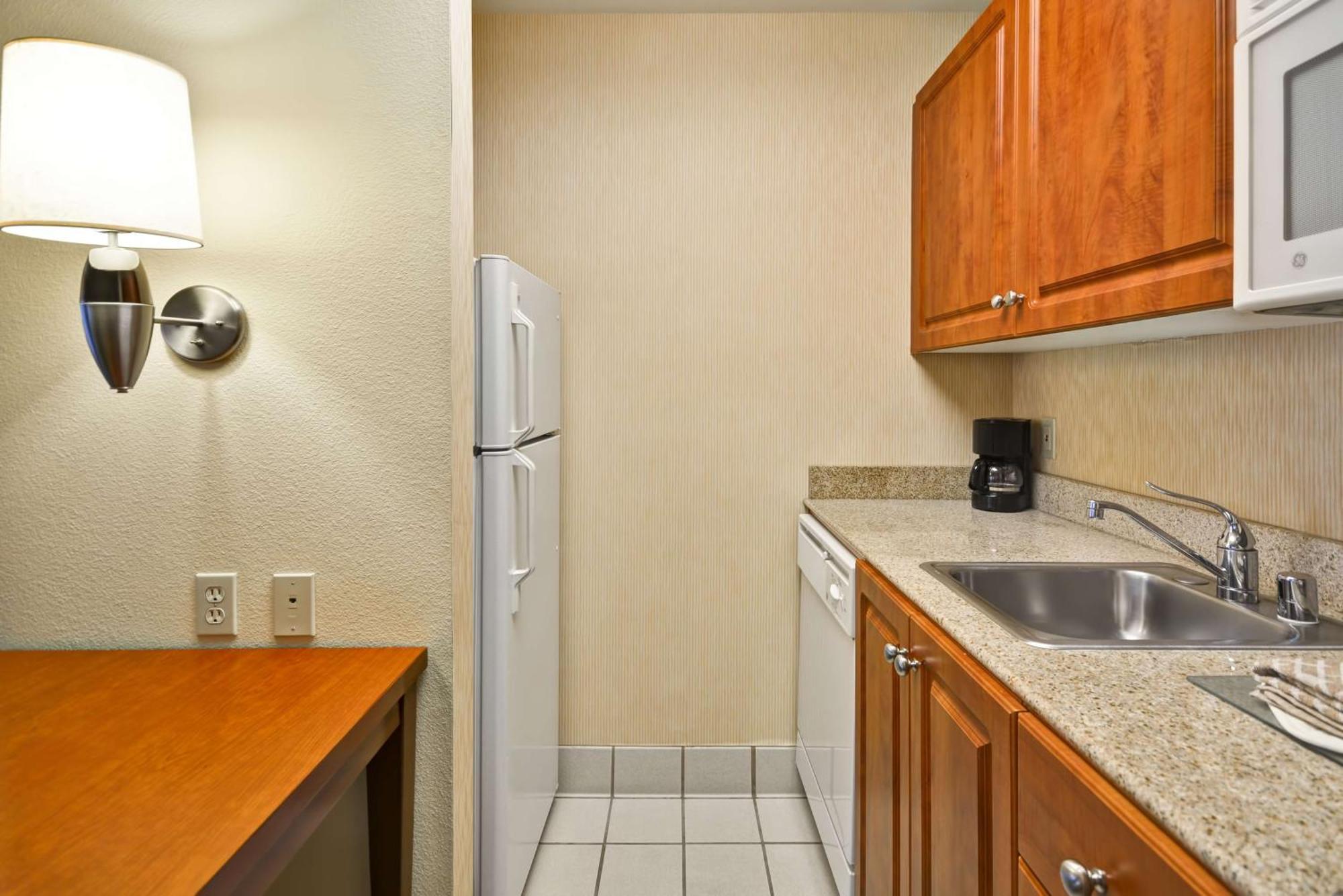Homewood Suites By Hilton Newark-Wilmington South Area Exterior foto